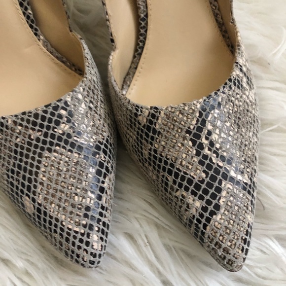 Vince Camuto snakeskin stilettos - Picture 2 of 5